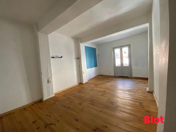 Maison 6 pièce(s)