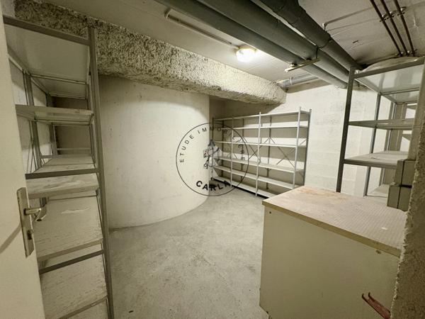 Local commercial de 154,4m2 modulable – Gerland