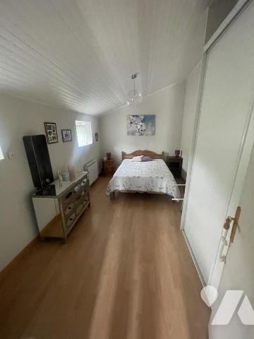 PLOUGOUMELEN - Maison 5 pièces 4 chambres, vue sur rivière