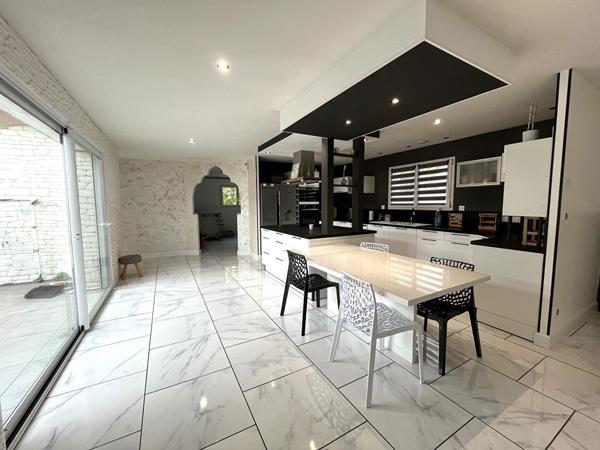 Maison 5 pièces 164.84 m2