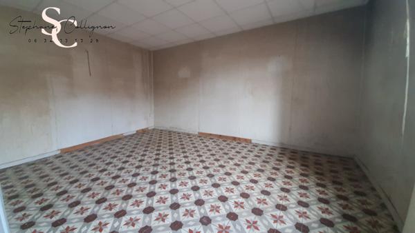 Maison de ville à rénover sur 4 étages - superficie 156 m²