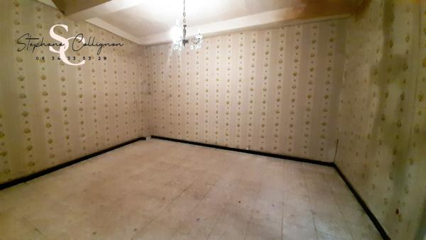 Maison de ville à rénover sur 4 étages - superficie 156 m²