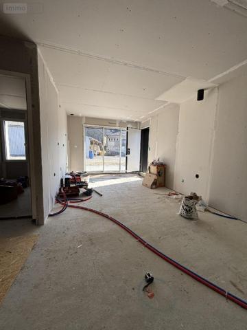 Maison à louer à Saint-Germain-en-Coglès en Ille-et-Vilaine (35133), ref : LM2015-35034