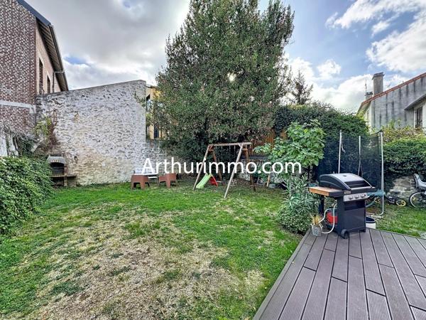 Vente                                                      Maison
                        
                     4 pièces                      74 m2                     à Choisy-le-Roi
