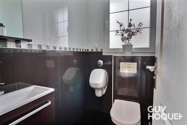 Port-Aviation - Superbe duplex de 121 m² avec terrasse, jardin privatif et parking