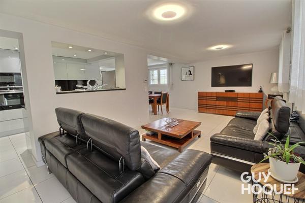 Port-Aviation - Superbe duplex de 121 m² avec terrasse, jardin privatif et parking