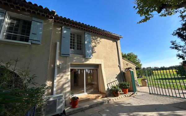 Appartement à louer    3 pièces •  Morières-lès-Avignon