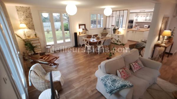 Maison sur sous sol / 4 chambres