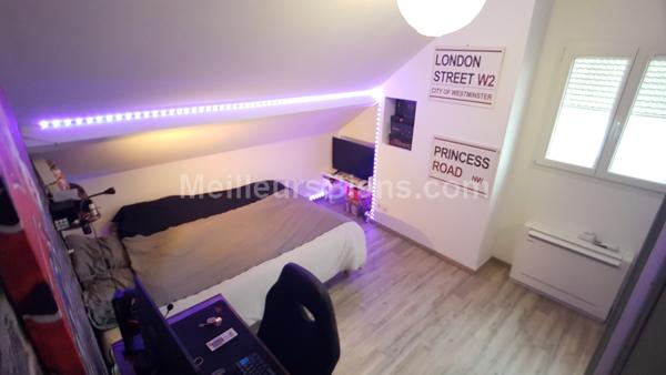 Maison sur sous sol / 4 chambres