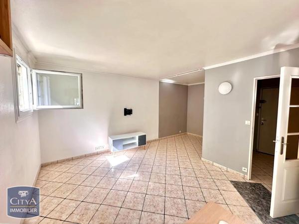 Appartement à vendre 1 pièce Noisy-le-Grand (93160)