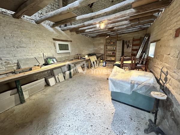 Authentique Corps de Ferme en Pierre avec Gros Potentiel – Ancy-le-Franc