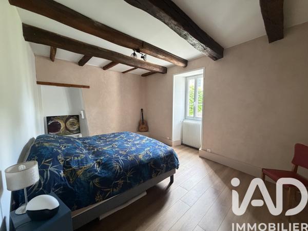 Maison à vendre 8 pièces 240 m² Saint-Amant-de-Boixe