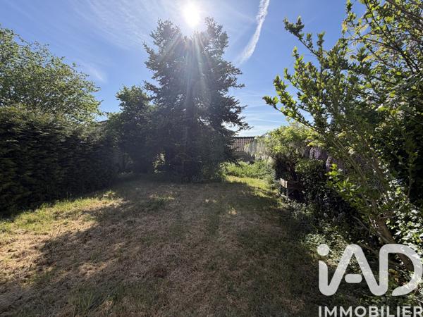 Maison à vendre 8 pièces 240 m² Saint-Amant-de-Boixe