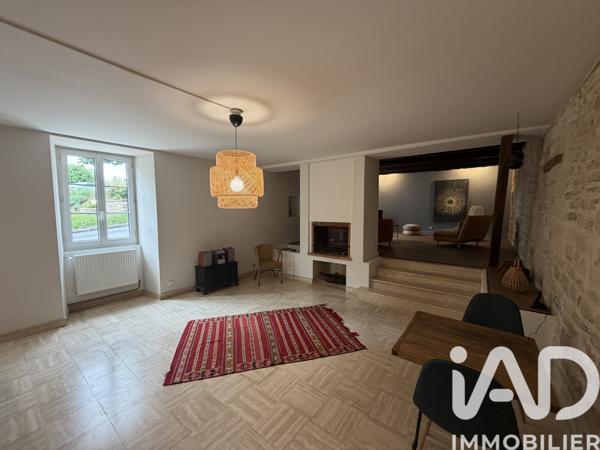 Maison à vendre 8 pièces 240 m² Saint-Amant-de-Boixe