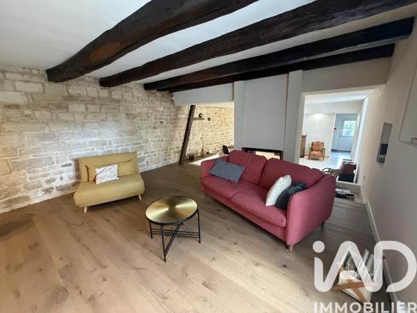Maison à vendre 8 pièces 240 m² Saint-Amant-de-Boixe