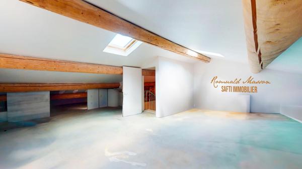 Ancienne bastide 6 pièces de 160m2 rénovée