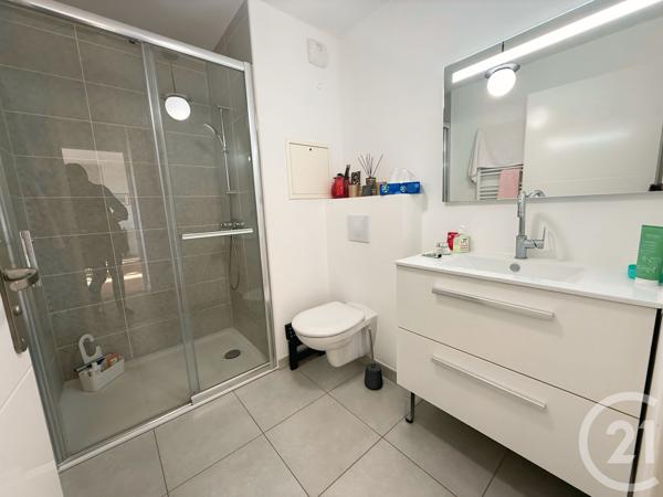 Appartement F5 à vendre  5 pièces - 98,40 m2 LA VARENNE ST HILAIRE - 94