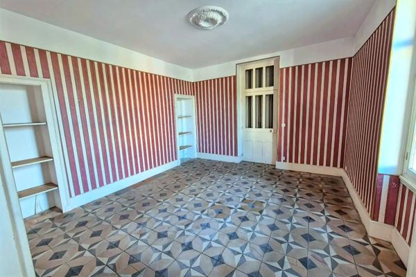 Maison 7 pièces - 198 m²