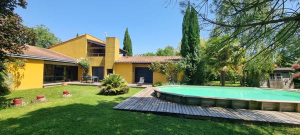 Maison contemporaine de 180 m², Saint symphorien 79270
