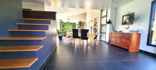 Maison contemporaine de 180 m², Saint symphorien 79270