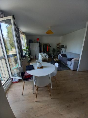 DOURDAN CENTRE VILLE