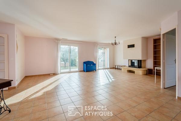 Villa au calme avec potentiel à révéler