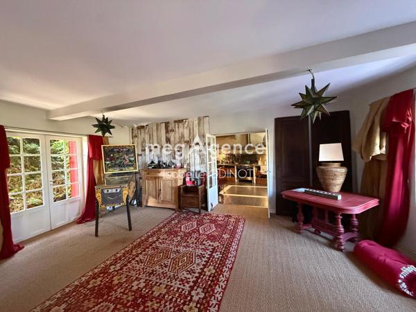 Maison à Fontenay-Saint-Père, 78440 - 6 pièces 163m²