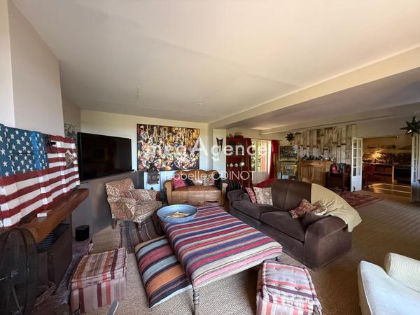 Maison à Fontenay-Saint-Père, 78440 - 6 pièces 163m²