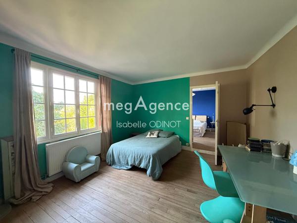 Maison à Fontenay-Saint-Père, 78440 - 6 pièces 163m²
