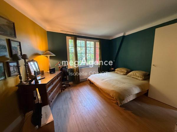 Maison à Fontenay-Saint-Père, 78440 - 6 pièces 163m²
