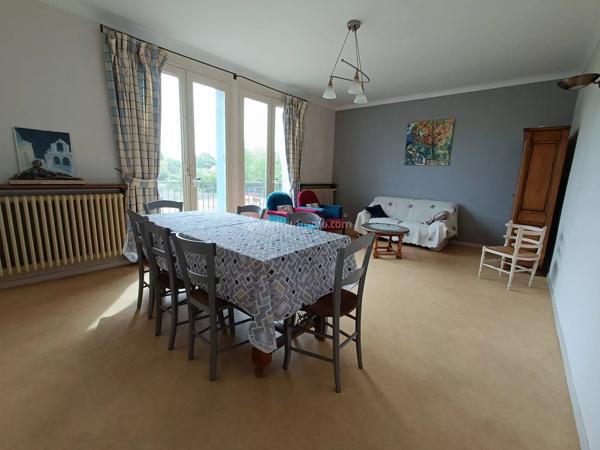 Vente                                                      Maison
                        
                     6 pièces                      140 m2                     à Albi