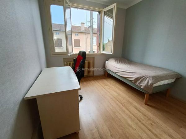 Vente                                                      Maison
                        
                     6 pièces                      140 m2                     à Albi
