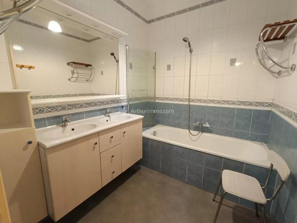 Vente                                                      Maison
                        
                     6 pièces                      140 m2                     à Albi