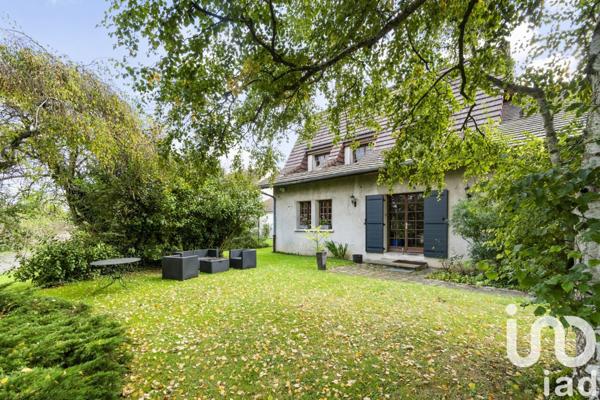 Maison à vendre 10 pièces 277 m² Saulx-les-Chartreux