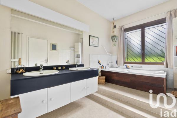 Maison à vendre 10 pièces 277 m² Saulx-les-Chartreux