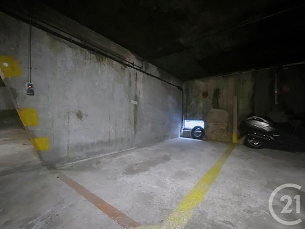 Parking à vendre  9,80 m2 BOULOGNE BILLANCOURT - 92