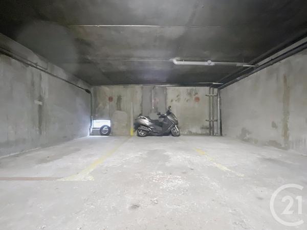 Parking à vendre  9,80 m2 BOULOGNE BILLANCOURT - 92