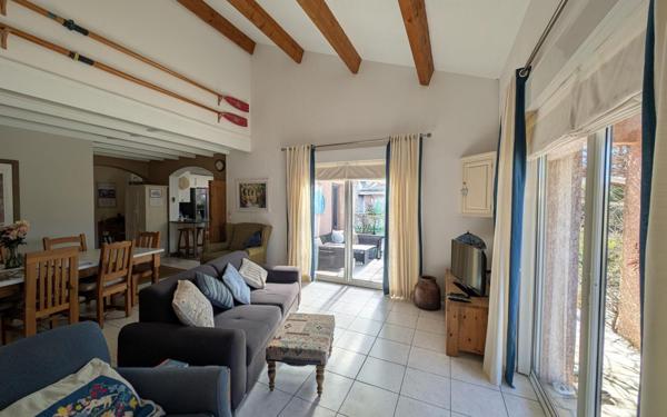 Maison à vendre    4 pièces •  Pézenas