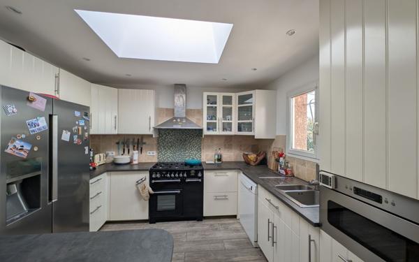 Maison à vendre    4 pièces •  Pézenas