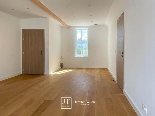 Appartement
                                                                                                                                                                                                                                                                                                                        3 pièce(s)                                                                                                                                                                                                          2 chambre(s)                                                                                                                                                                                                          69  m²