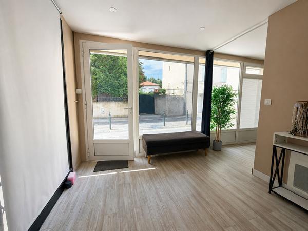 Aix centre - Local commercial 46 m²  + 2 parkings privatifs