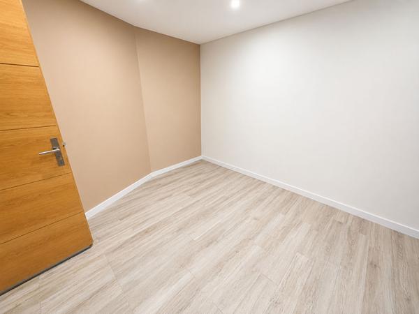Aix centre - Local commercial 46 m²  + 2 parkings privatifs