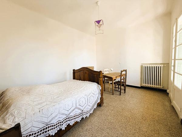 Appartement T4 de 78M2 avec terrasse et balcon dans résidence sécurisée
