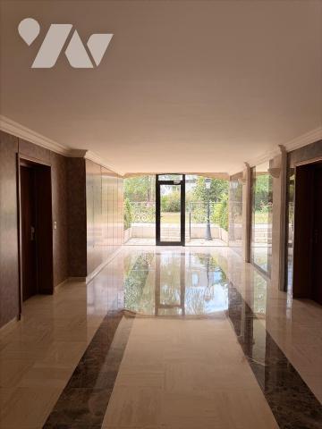 LA VARENNE SAINT-HILAIRE – STUDIO AVEC GRANDE TERRASSE SUR JARDIN – CALME ET LUMINEUX