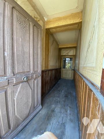 MAISON DE VILLAGE A RENOVER