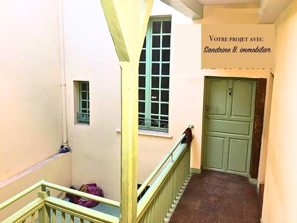 Immeuble à Beaumont-de-Lomagne