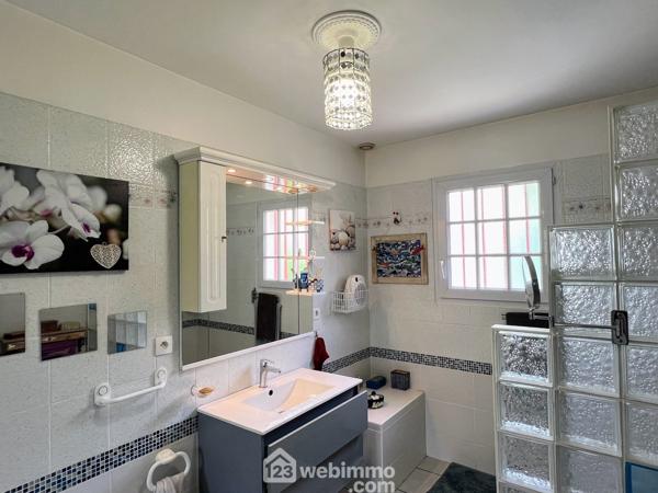 Maison 148 m² à Feneu 49460