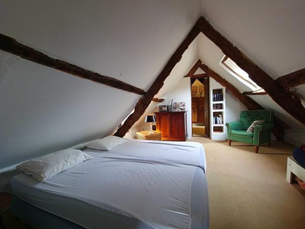 Maison et dépendances dans un hameau proche de Caylus Caylus