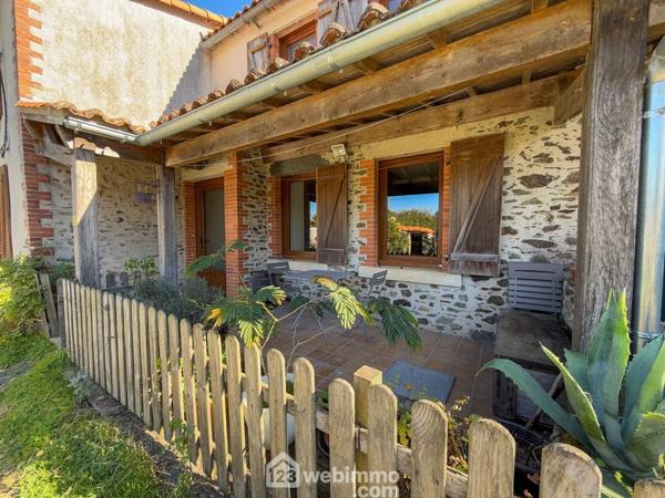 Maison de village 160 m² à Pouzauges 85700