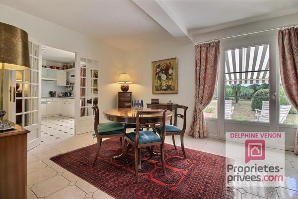 Propriété avec maison récente, plan d'eau et parc arboré de 6 619 m² à Sury Aux Bois